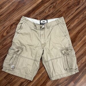 Levi Cargo Tan Shorts